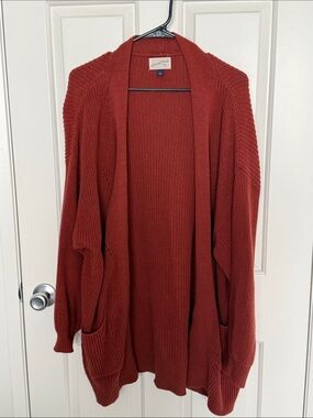Universal Thread Open-Front Cardigan in Rust Red
